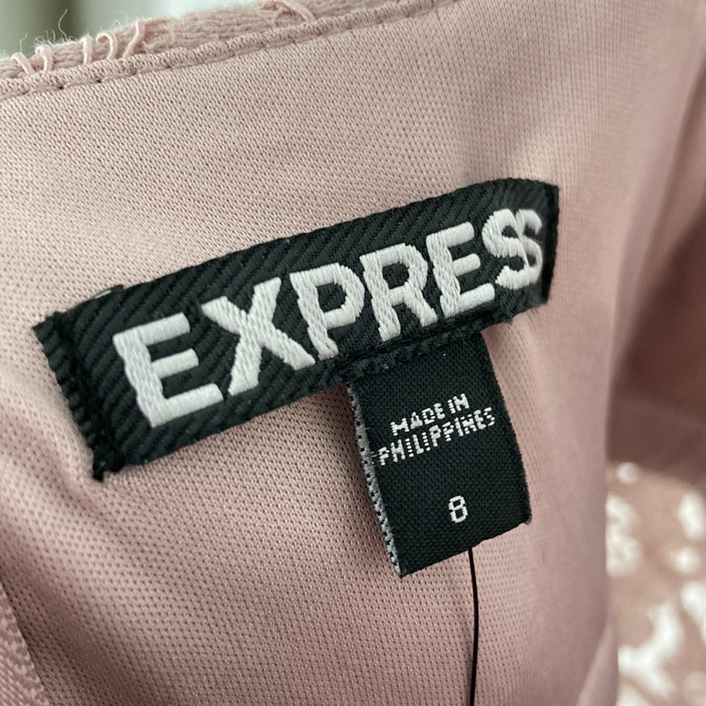 Express Women’s Lace Midi Dress in Blush Pink sz 8 NWT - Picture 12 of 13
